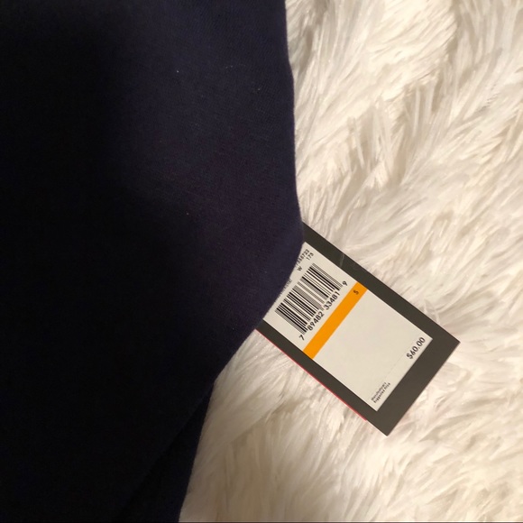 BNWT Women’s FILA Sweatshirt - Picture 4 of 6